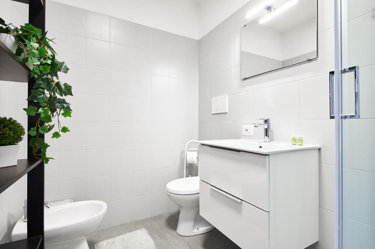 House Navigli In The Heart Of The Naviglio Grande Apartment